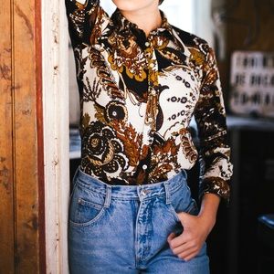 Super Unique Vintage Button Down